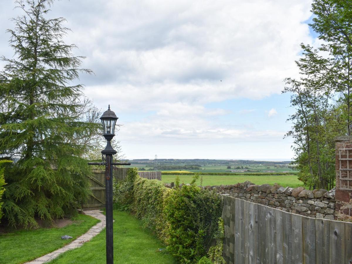 Primrose Cottage Elgin Buitenkant foto